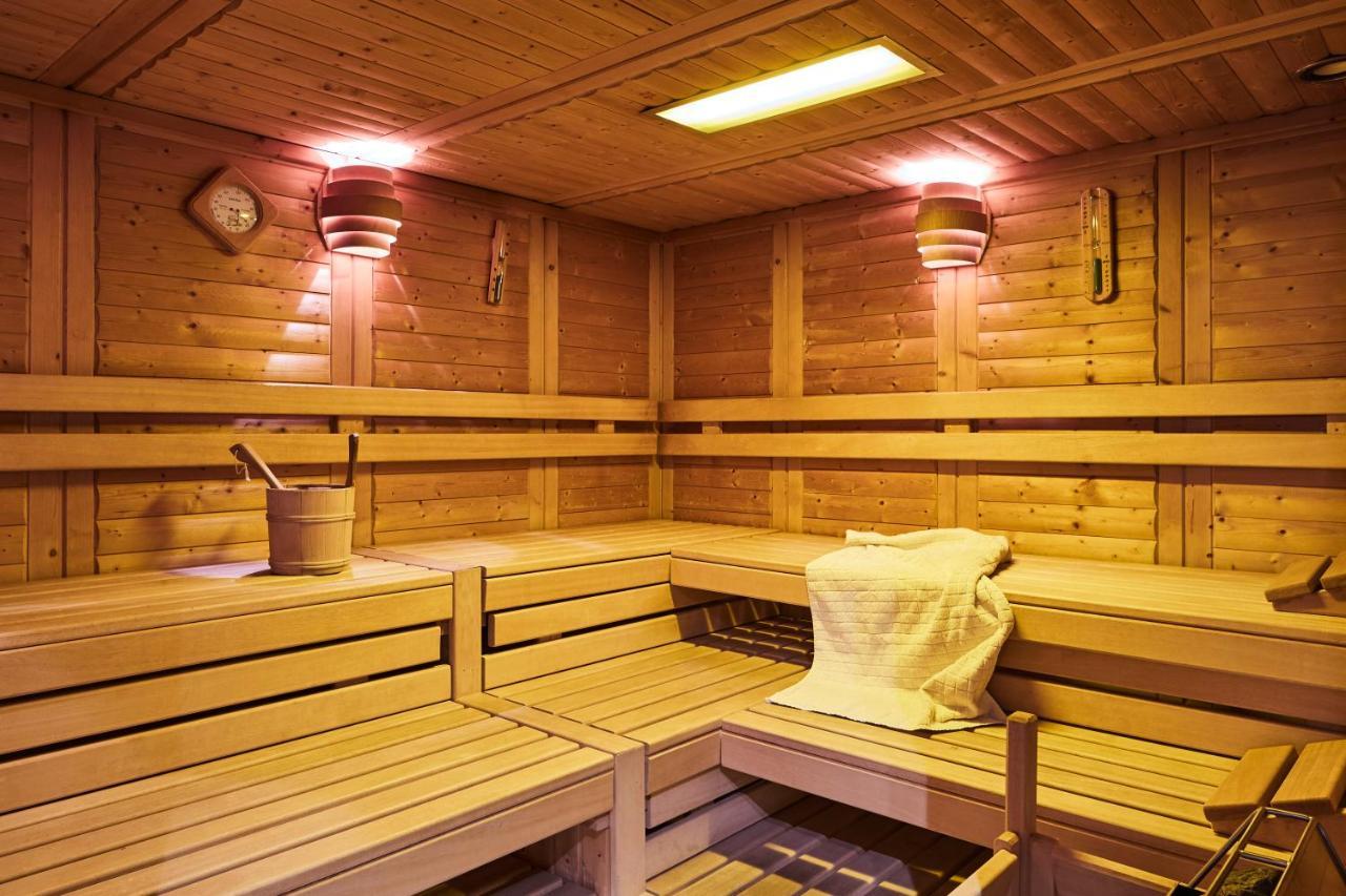 Camping Dreilaendereck Blockhuetten & Apartments Ried im Oberinntal Dış mekan fotoğraf