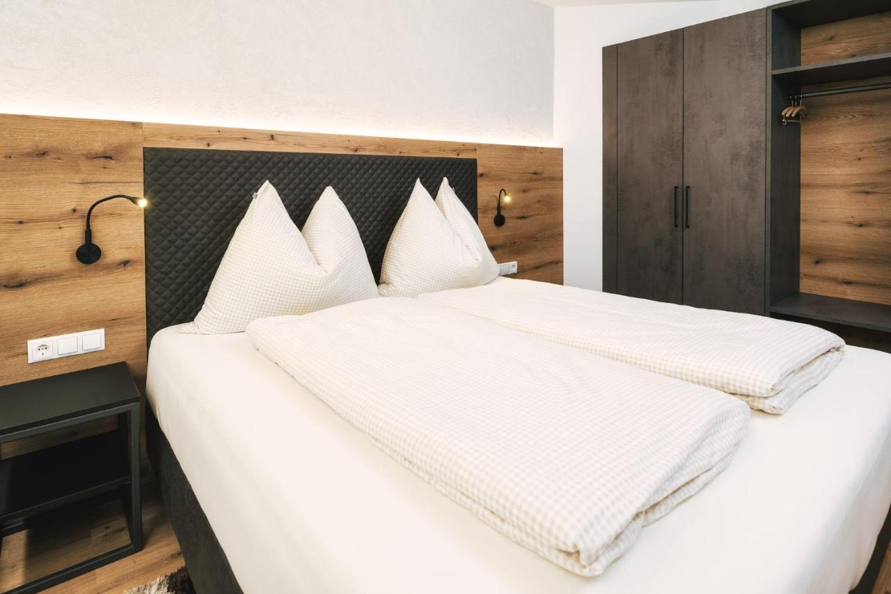 Camping Dreilaendereck Blockhuetten & Apartments Ried im Oberinntal Dış mekan fotoğraf