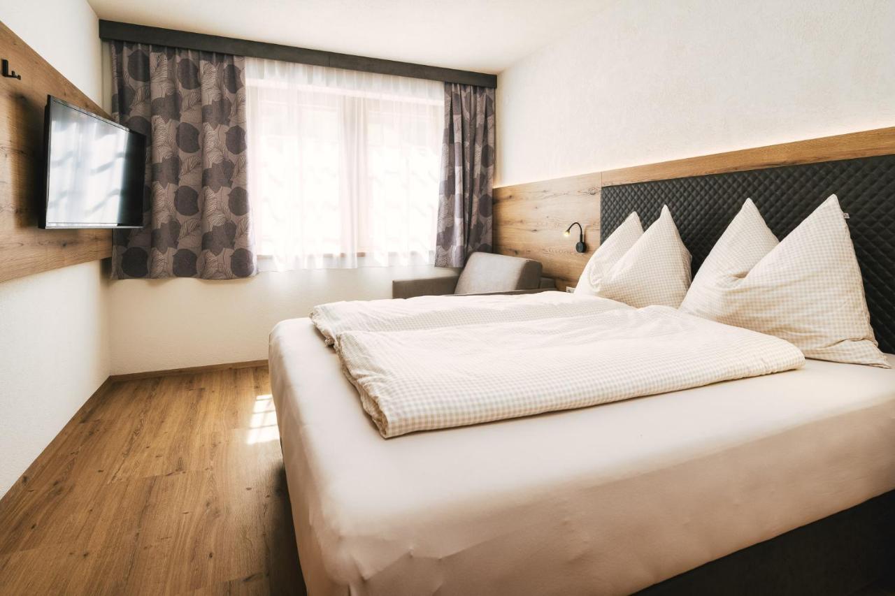 Camping Dreilaendereck Blockhuetten & Apartments Ried im Oberinntal Dış mekan fotoğraf
