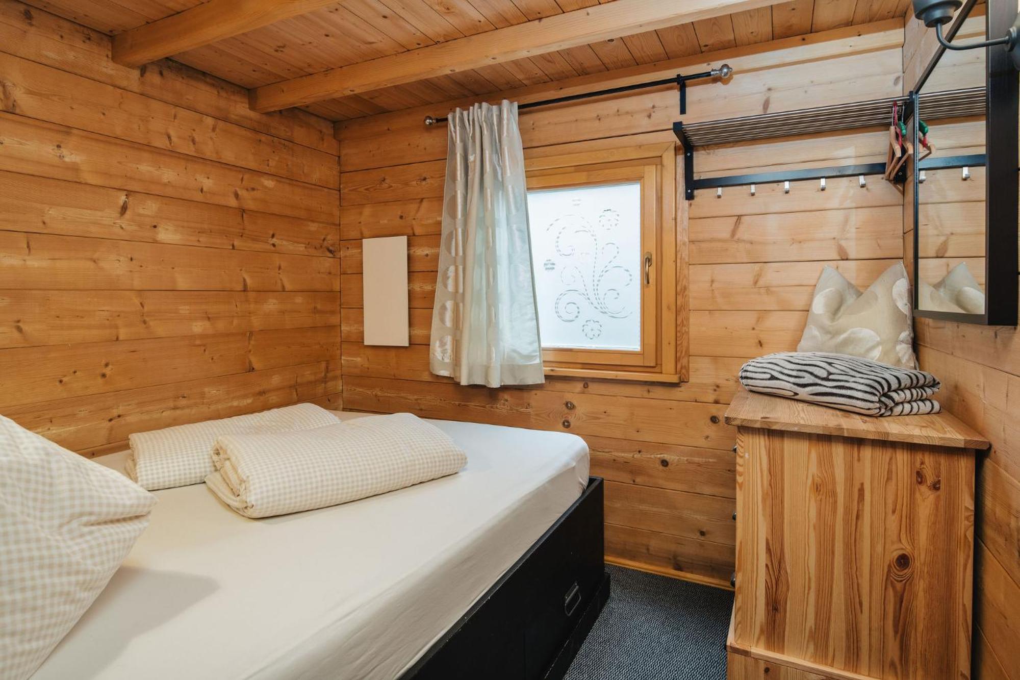 Camping Dreilaendereck Blockhuetten & Apartments Ried im Oberinntal Dış mekan fotoğraf