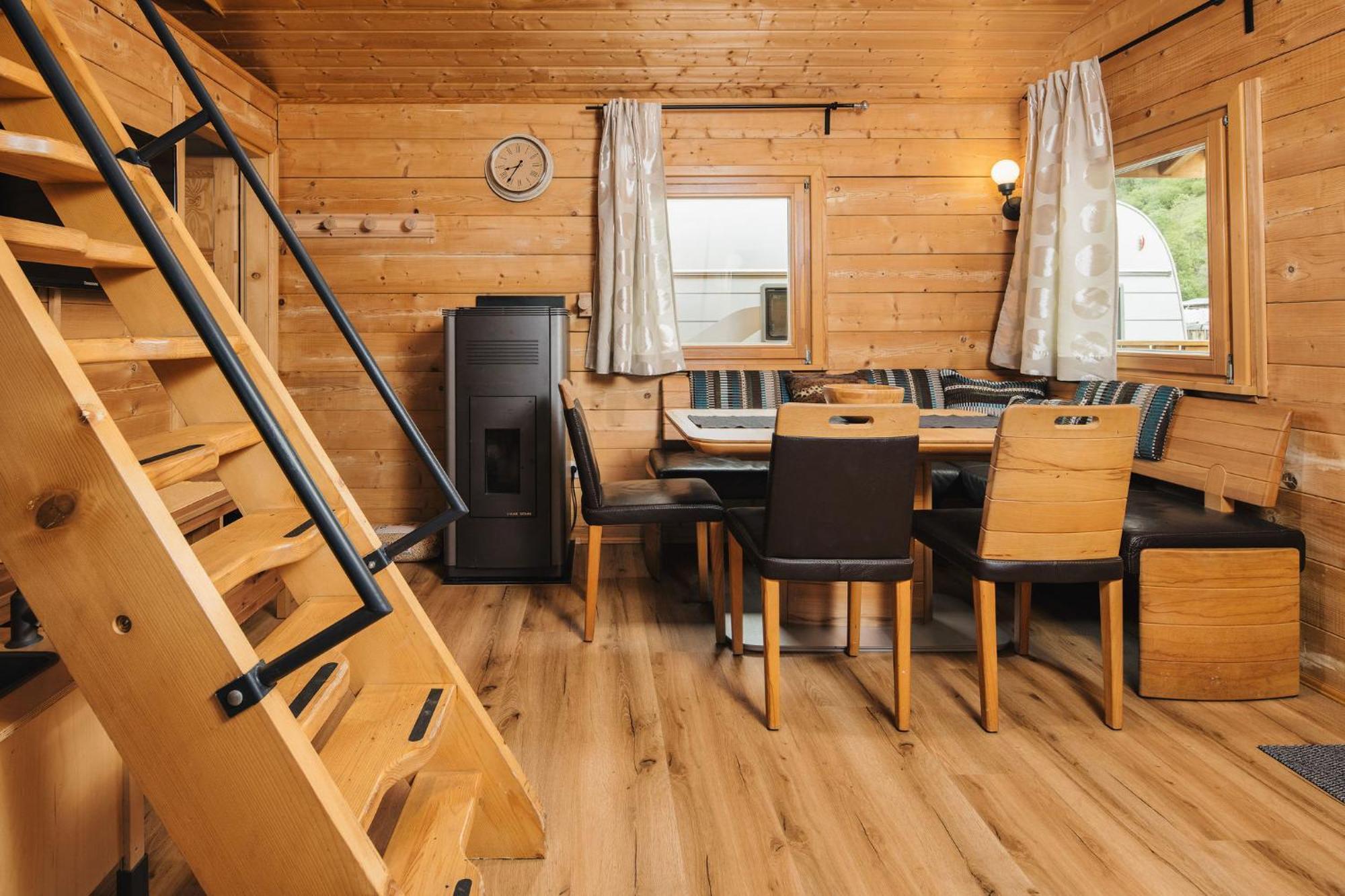Camping Dreilaendereck Blockhuetten & Apartments Ried im Oberinntal Dış mekan fotoğraf
