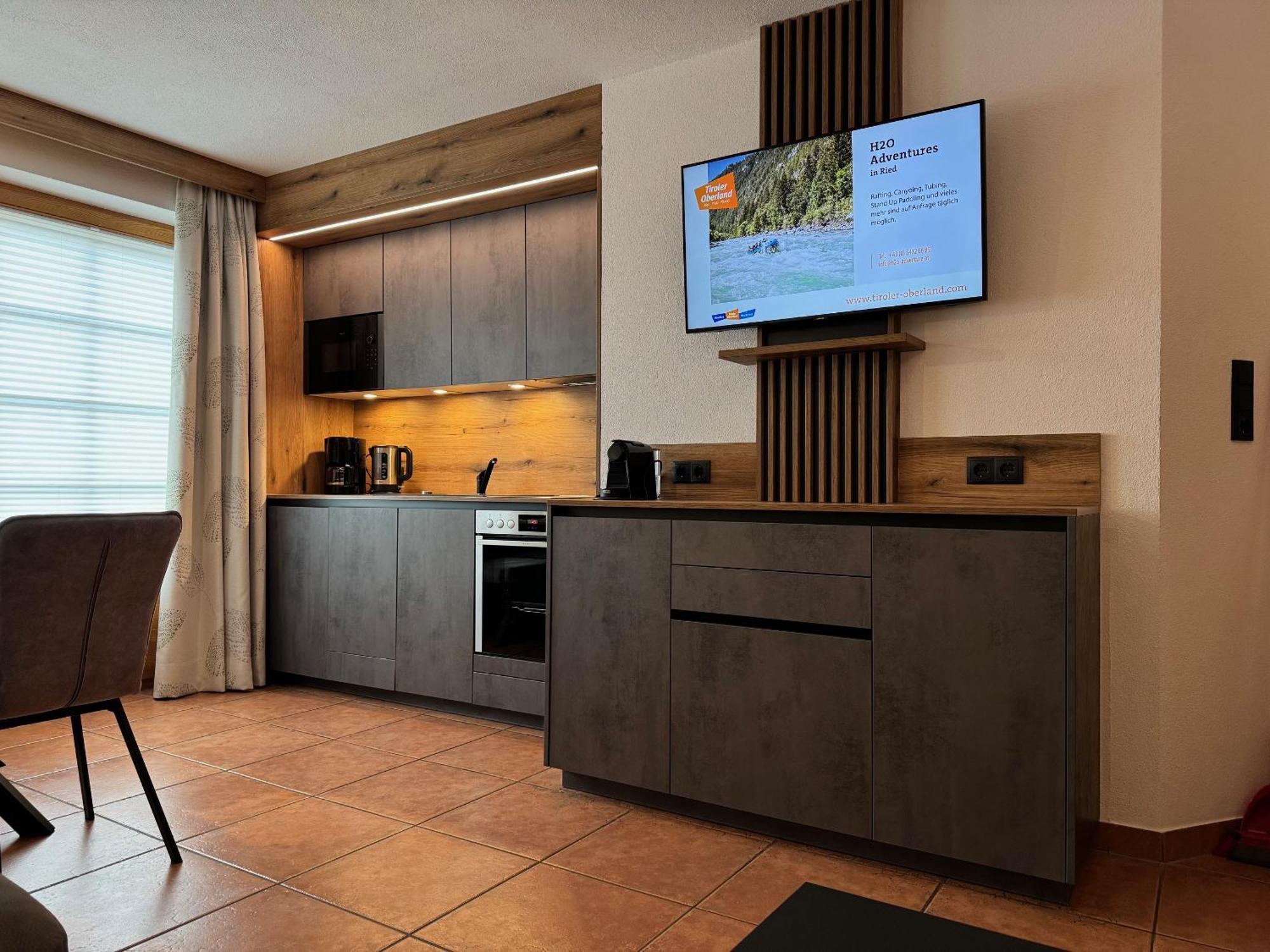 Camping Dreilaendereck Blockhuetten & Apartments Ried im Oberinntal Dış mekan fotoğraf